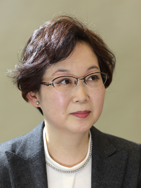 Photo of Ms. OZAKI Mariko