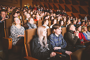 Photo of the venue for the opening screening at the 52nd Japanese Film Festival filling to capacity