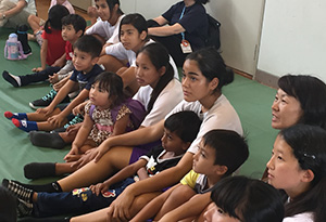 Photo of a disaster prevention event organized by Multicultural Coexistence Circle of Yokkaichi City Nishi Sasagawa Junior High School