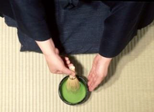 茶の湯の手元を写した写真