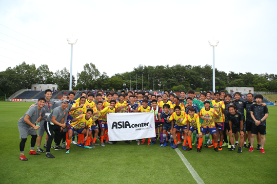 photo 03 The two teams, after the match (c)JFA