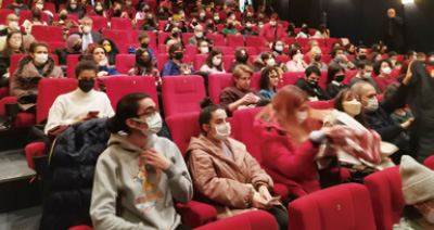「トルコにおける日本映画祭」会場内の写真