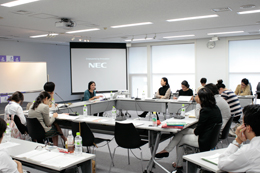 Photo of Debriefing Session of the Invitation Program for Curators from China, Korea, and India 2013 