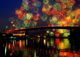 Photo: Spectacular and stunning fireworks