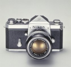 ニコンF©2004 Nikon Corporation.All right reserved.の写真