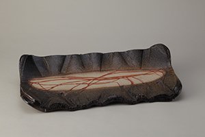 Photo of Jun Isezaki, Kurochohozara (Black rectangular dish)