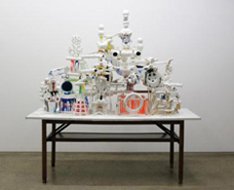 金氏徹平「White Discharge (Built-up Objects#10」の作品写真