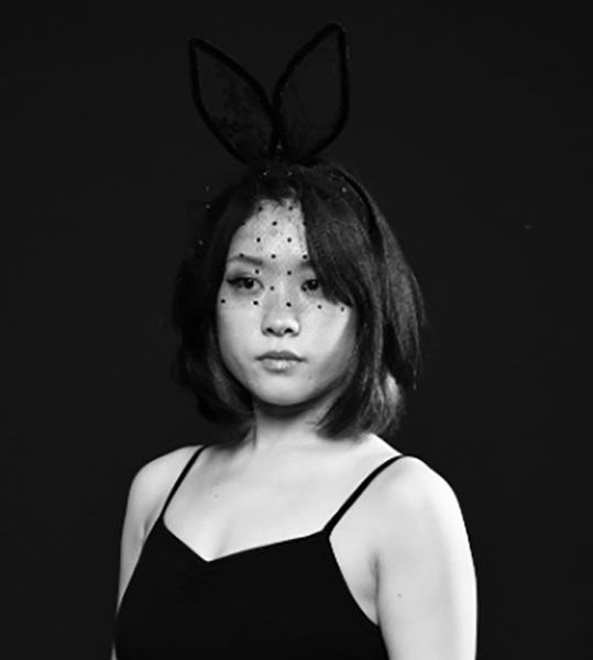 中屋敷南氏のアーティスト写真