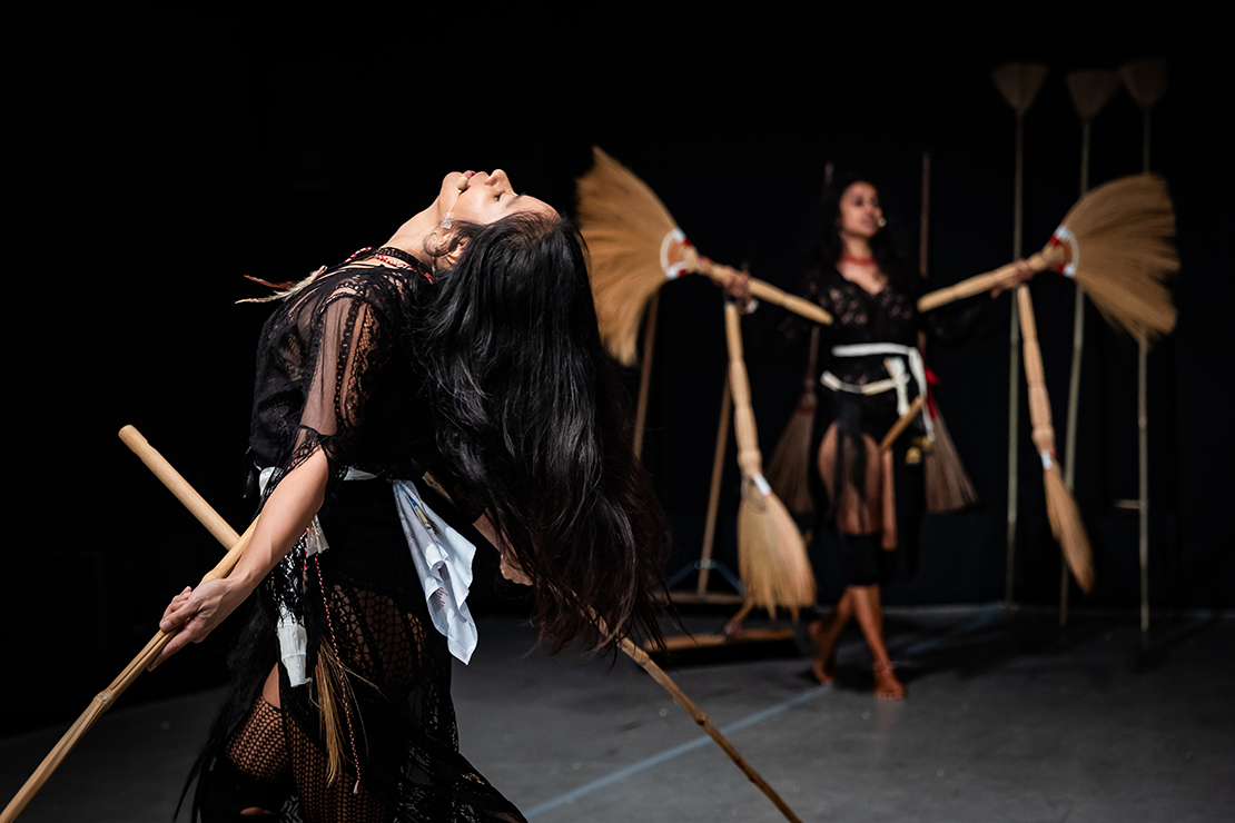 上演中の舞台イメージ