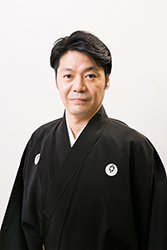 野村万蔵氏の写真2