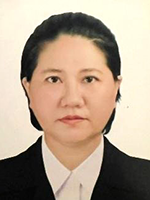 Portrait by Alisa Hasamoh