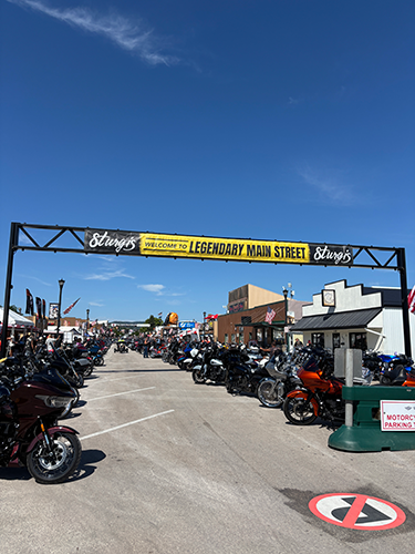 騒然と並ぶバイク