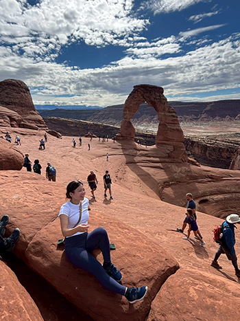 三連休で行ったアーチーズ国立公園で楽しんでいる様子