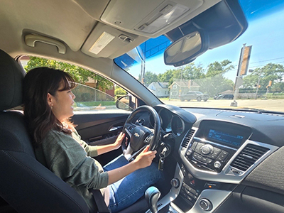 アメリカに来て初めて運転している社内の様子