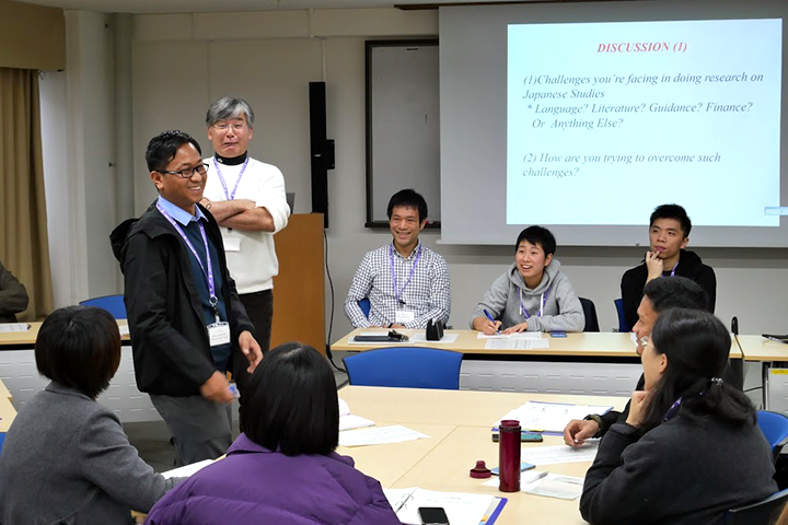 大学訪問・学生交流「東京大学訪問」発表の様子の写真