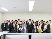 外務省下川国際文化交流審議官表敬訪問の写真