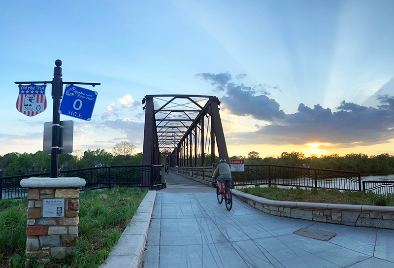 Old Abe State Trailの橋