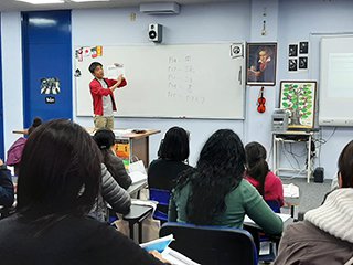 初等日本語教師研修の様子