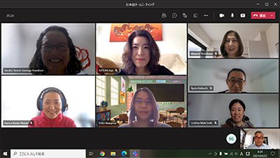 日本語チームのメンバーによるオンライン会議の様子の写真