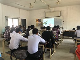 The picture of class at Savannakhet University