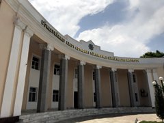 The picture of the main building of the Azadi Institute