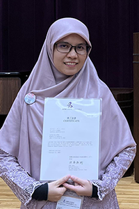 アリファーさんの写真