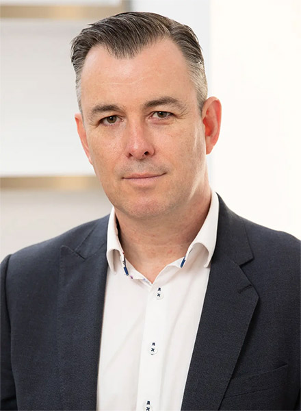 ピーター・ディーン教授