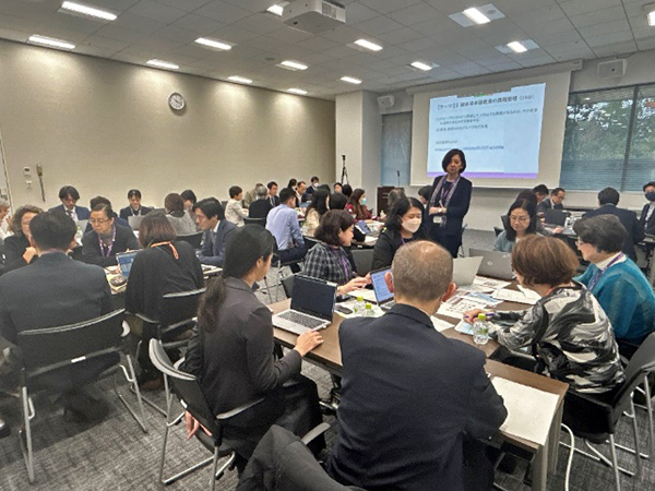 ディスカッションの様子の写真